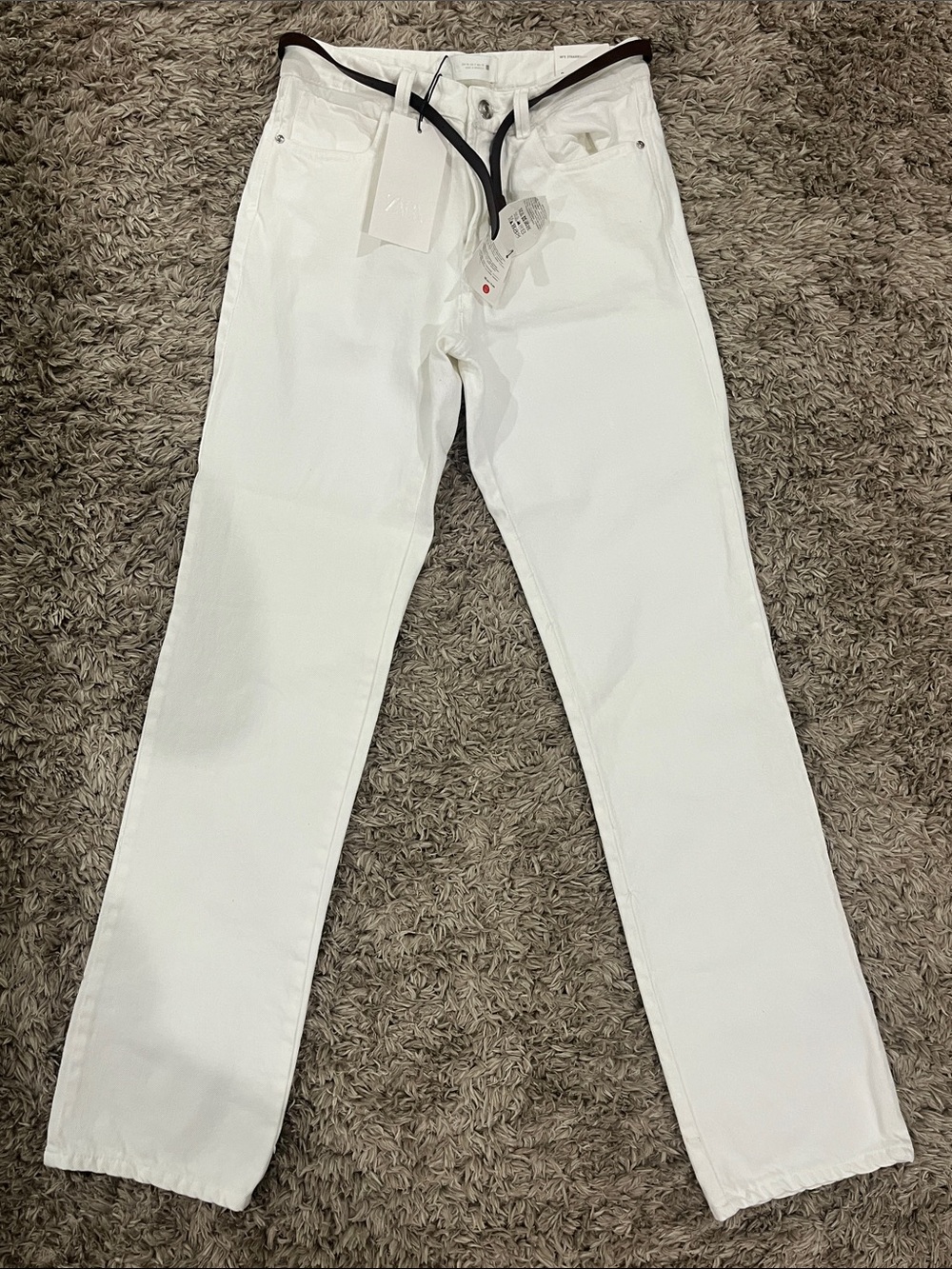 Zara White 90’s Straight Leg Women's Jeans with belt